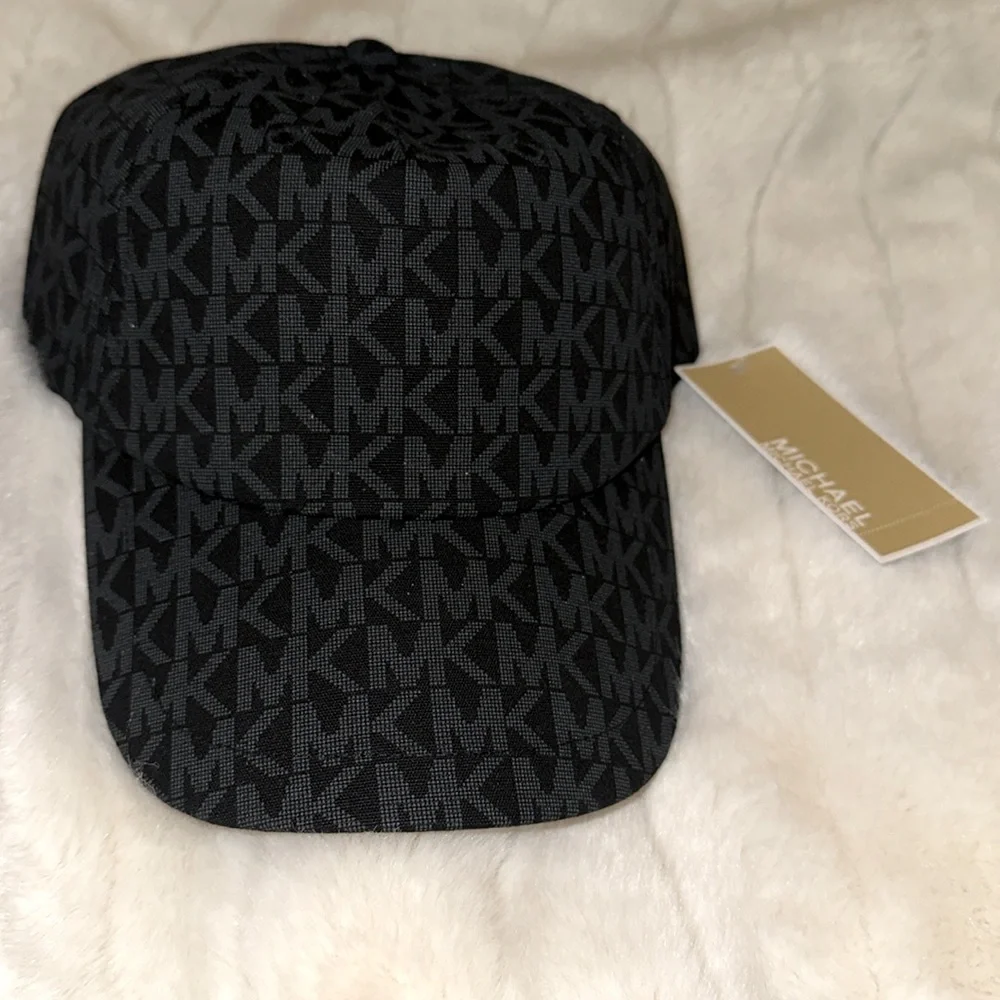 NWT Michael Kors Hat Baseball Cap By Hat By Michael By Michael Kors logo cap